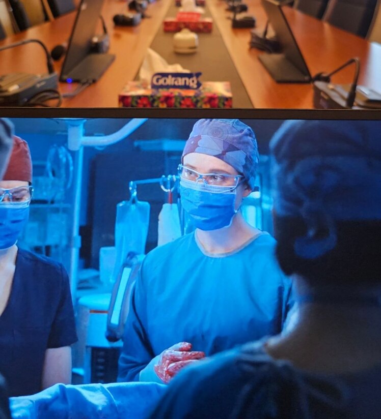 برگزاری نشست‌های نقد فیلم و سریال با محوریت سلامت روان و چالش‌های حرفه‌ای در پزشکی به همت کانون فیلم و عکس دانشگاه